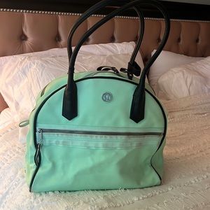 Lulu lemon mint green yoga bag